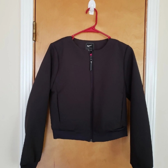 Nike Black Jacket for Women - Picture 2 of 8